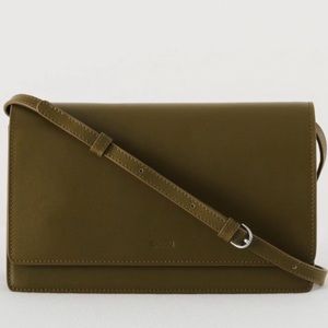BAGGU Large Structured Crossbody
